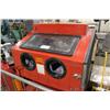 Image 1 : RED 125PSI SAND BLASTING CABINET