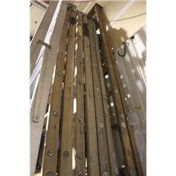 12' WOODEN LADDER