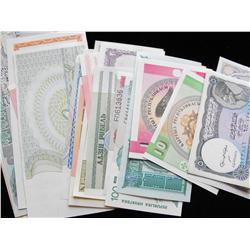 OVER 25 WORLD BANKNOTES