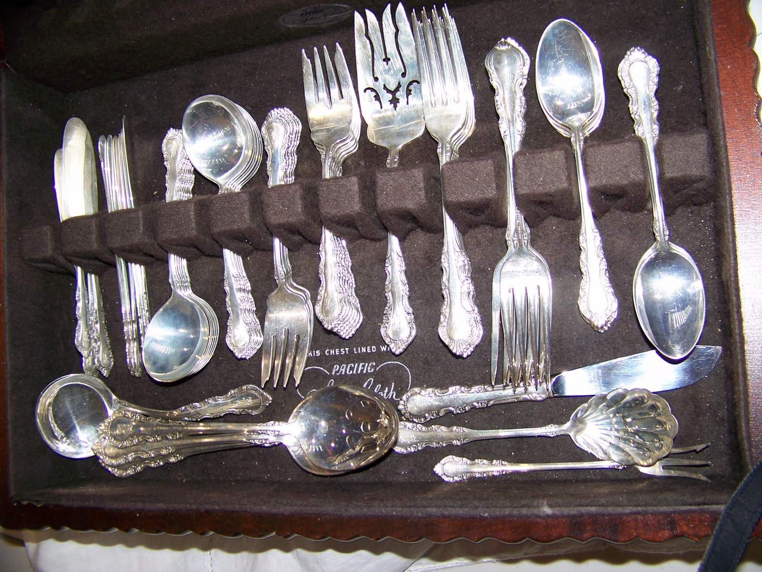 78 PIECE STERLING SILVER FLATWARE SET W/ WOOD CASE