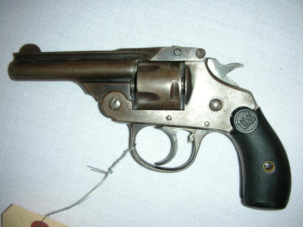 US Revolver Co. Revolver.32 Caliber, break open. SN# 89400.