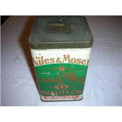 Niles and Moses cigar tin