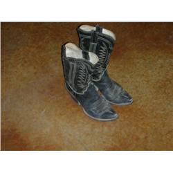 Black M.L. Leddy pointed toe boots