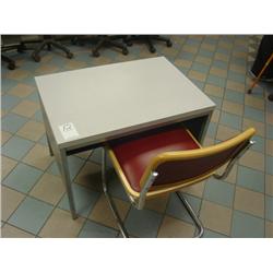 MOBIL TABLE W/CHAIR