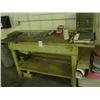 Image 1 : TOOLS & TABLE