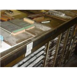 TYPE SET W/CABINET