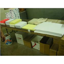 FOLDING TABLE