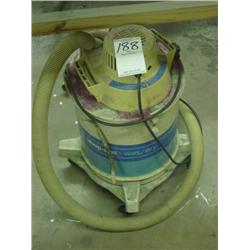 SHOP VAC