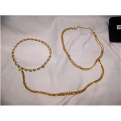 THREE ASSORTED 14K YELLOW GOLD FANCY LINK & CHAIN  NECKLACES. NECKLACES WEIGH 66.6 GRAMS