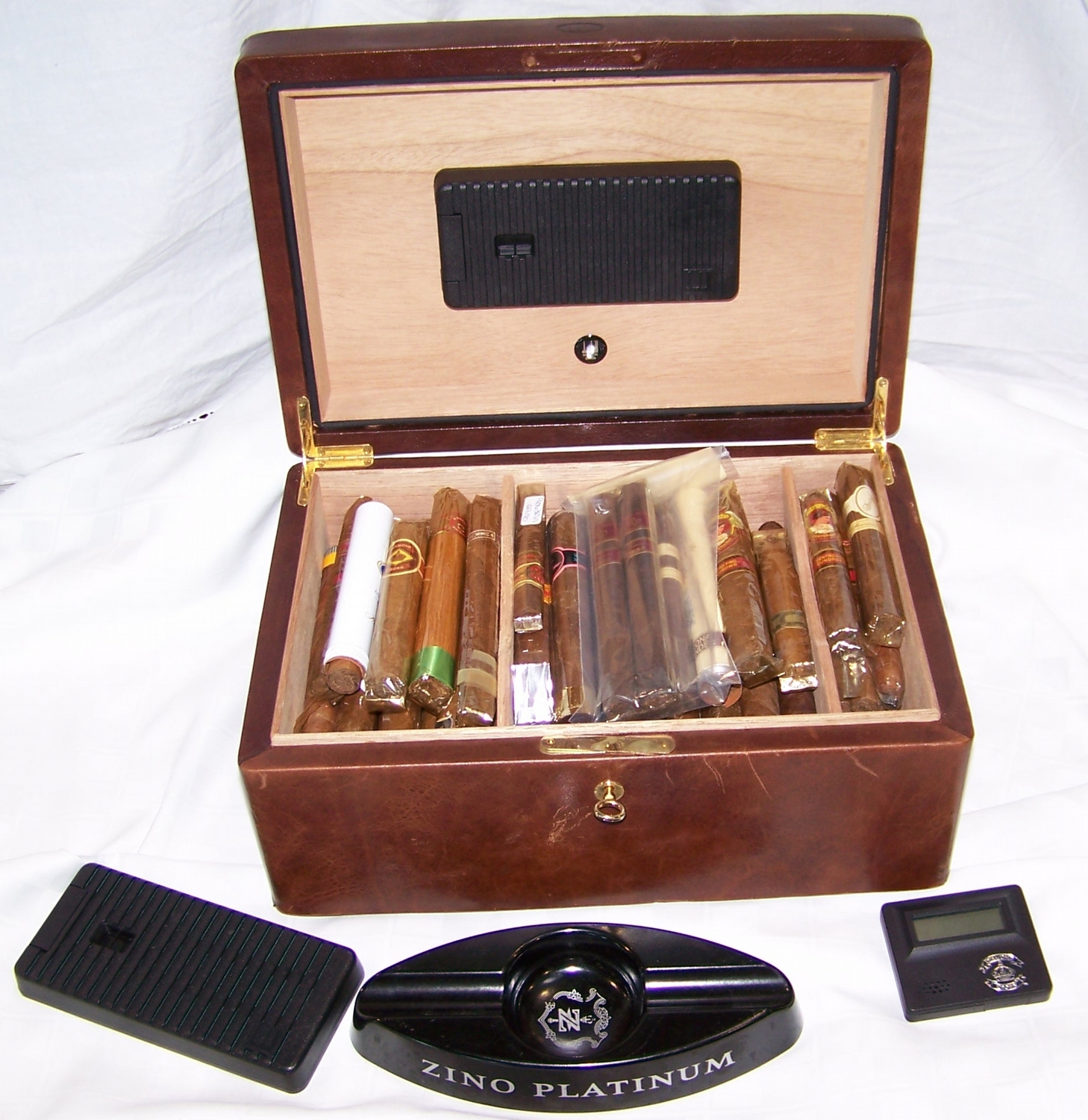 Dunhill Cigar Box w/ 87 wrapped & unwrapped cigars, as shown