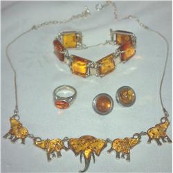 Assorted group of matching Sterling Silver Jewelry 108.3 Grams