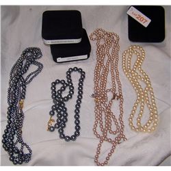 Two Chinese FreshwaterBlue and Gray Pearl Necklaces and Four Faux Pearl Necklaces.