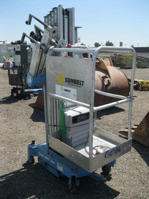 2003 Genie AWP-25S Single Man Lift