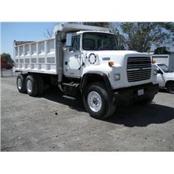 1994 Ford L8000 T/A Dump Truck