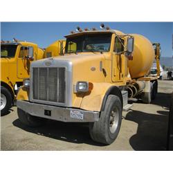 1999 Peterbilt 357 T/A Mixer Truck