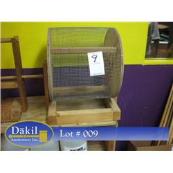 RAFFLE HOPPER