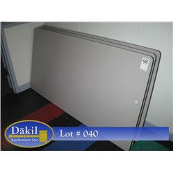 6’ FOLDING TABLES (X3)