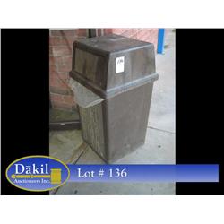 TRASH CAN