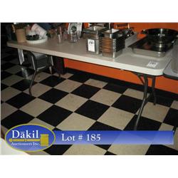 LIFETIME 6’ FOLDING TABLE