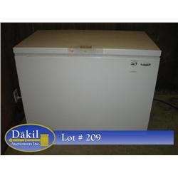 WHIRLPOOL CHEST FREEZER