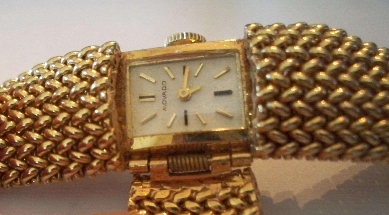 Vintage 14K Gold Movado Ladies Bracelet Watch