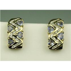 Dazzling 10 karat yellow gold ladies custom  design earrings fine set with 8 trilliant cut  Tanzanit