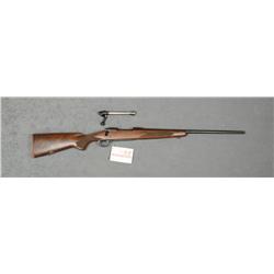 WINCHESTER Model 70 Lightweight, #G1812105,  .270 Winchester cal., 21.75" barrel, blued  finish, no