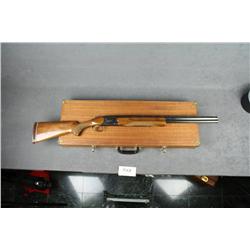 Browning Citori O/U shotgun in custom-made  wood case, 20 gauge, 26” ventilated rib  barrels, blue f