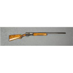 Belgian-made Browning Sweet Sixteen semi-auto  shotgun, 16 gauge, 27” ventilated rib  barrel, blue f