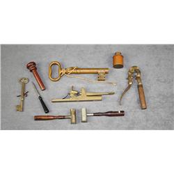 Bonanza lot of several dozen misc. powder  measurers from different makers, some with  rosewood hand