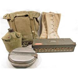 LOT OF US WW2 ARMY FIELD GEAR
