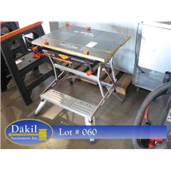 BLACK & DECKER WORKMATE PORTABLE PROJECT CENTER & VISE