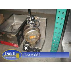 WAFFLE MAKER