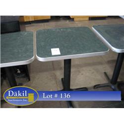 4 TOPPER TABLE