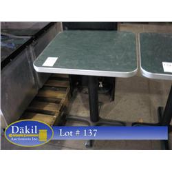 4 TOPPER TABLE