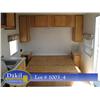 Image 4 : 2004 IDLE TIME 23” OUTPOST LITE TANDEM AXLE TRAVEL TRAILER