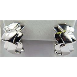 Van Cleef & Arpels 18K white gold earring