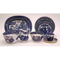 A Victorian blue and white 43-piece willow...