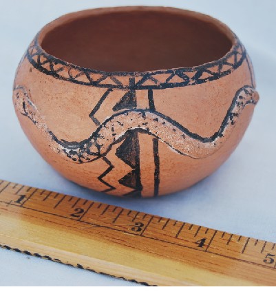 1920's Yuma pot, 4