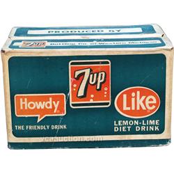Vintage Waxed Cardboard "7UP" 24-Bottles Advertising Di