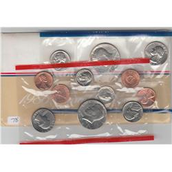 1986 UNC MINT SET P AND D