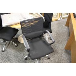 BLACK MESH BACK TASK CHAIR