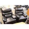 Image 2 : BLACK LEATHER 3 PIECE SOFA SET INCL SOFA & 2