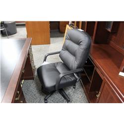 LEATHER HIGH BACK CHAIR WITH 2 CLIENT CHAIRS