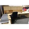Image 1 : LARGE MAPLE CORNER DESK WITH MOBILE FILE