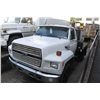 Image 1 : 1987 FORD F700 FLAT DECK WITH DIESEL FUEL TANK ON
