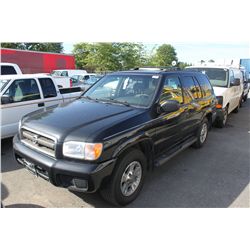 2004 BLACK NISSAN PATHFINDER 4 DOOR SUV CHINOOK
