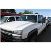 Image 1 : 2007 WHITE CHEVY SILVERADO 2500 P/U 4DR HD SERIES