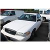 Image 1 : 2006 WHITE FORD CROWN VICTORIA POLICE SERIES 4 DR