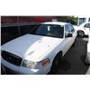 Image 1 : 2006 WHITE FORD CROWN VICTORIA POLICE SERIES 4DR
